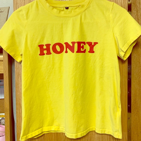Tops - Honey Graphic T-Shirt